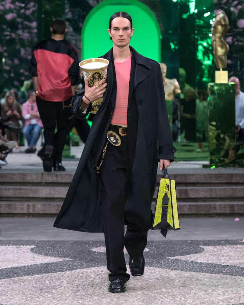 Versace: Menswear SS23 - 10 Magazine